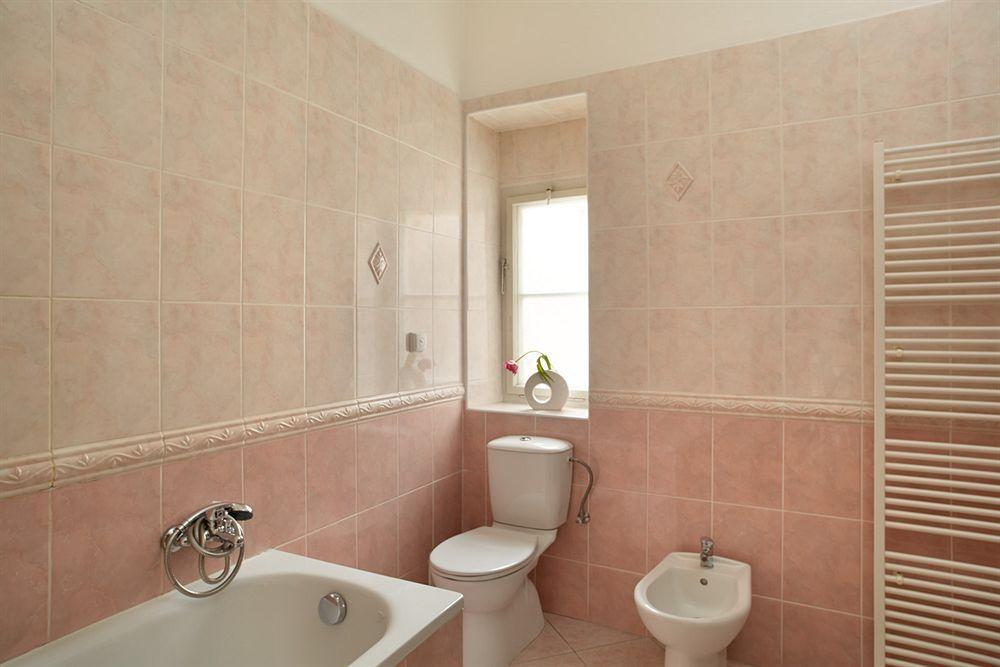 Aparthotel Abc Suites