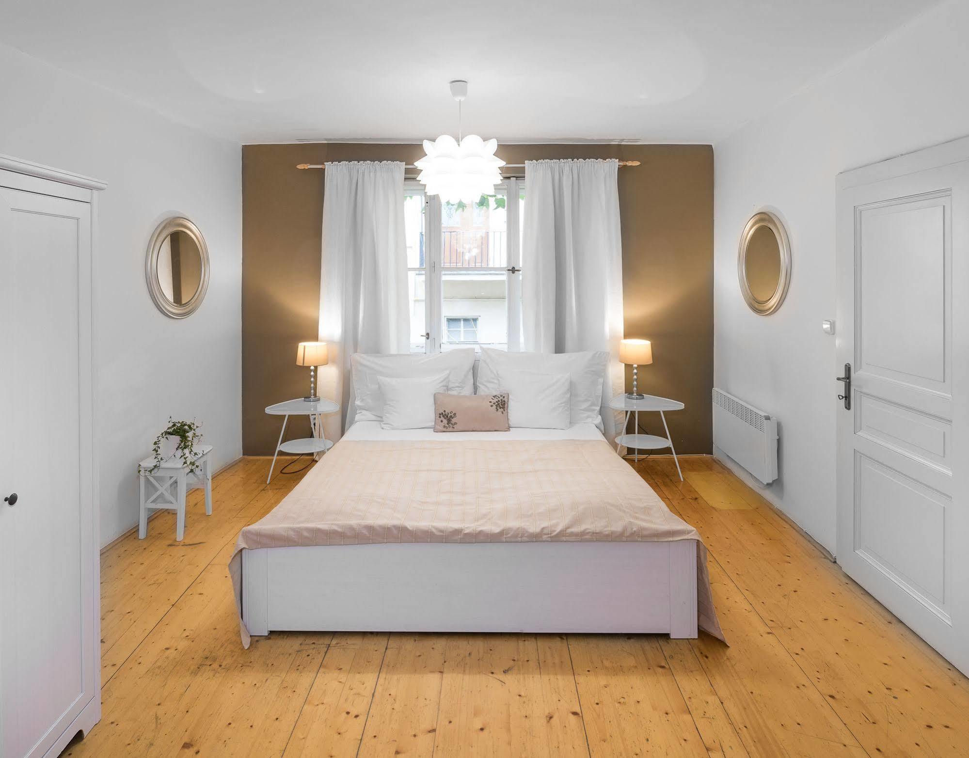 Abc Suites