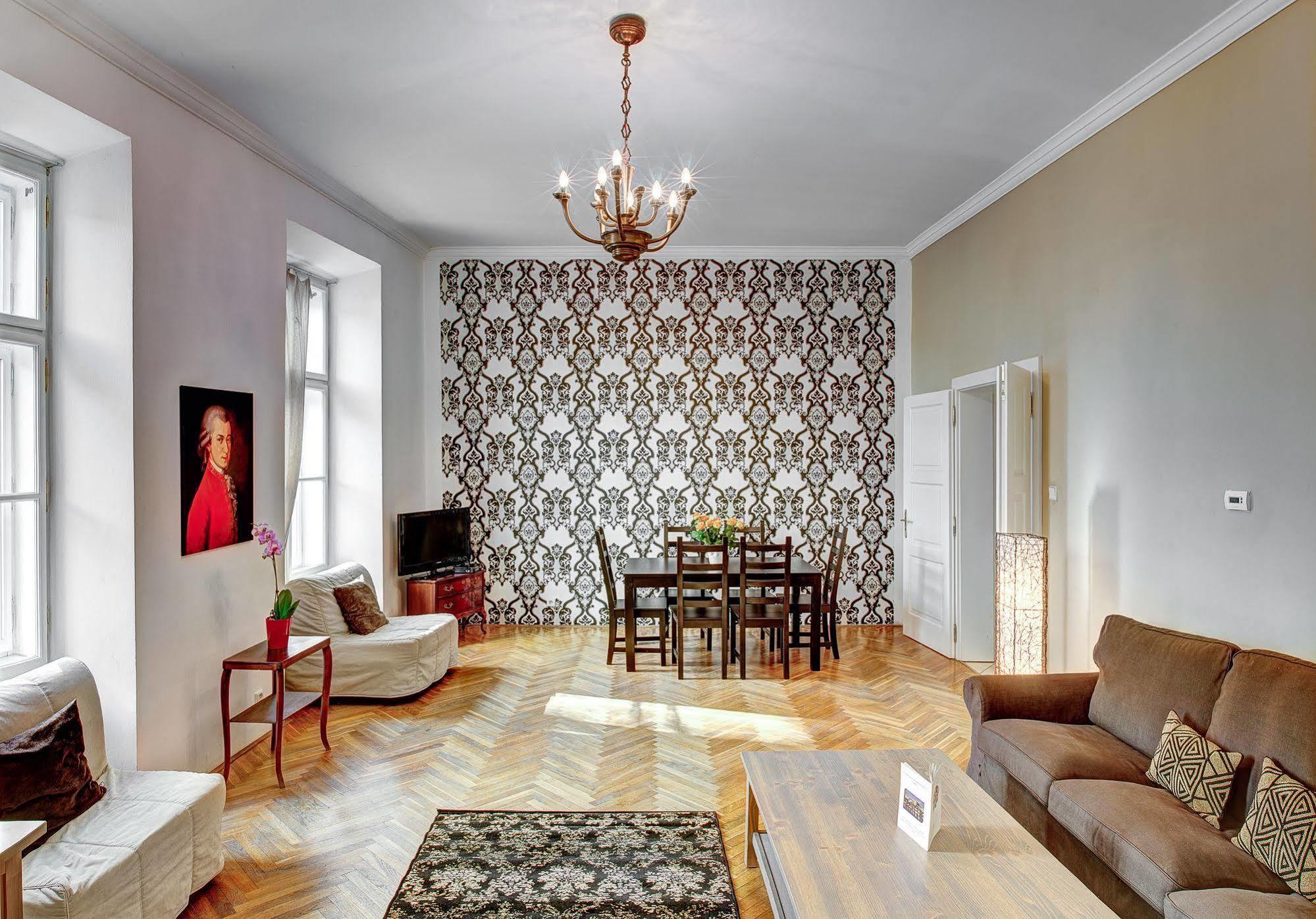Abc Suites Aparthotel Prague