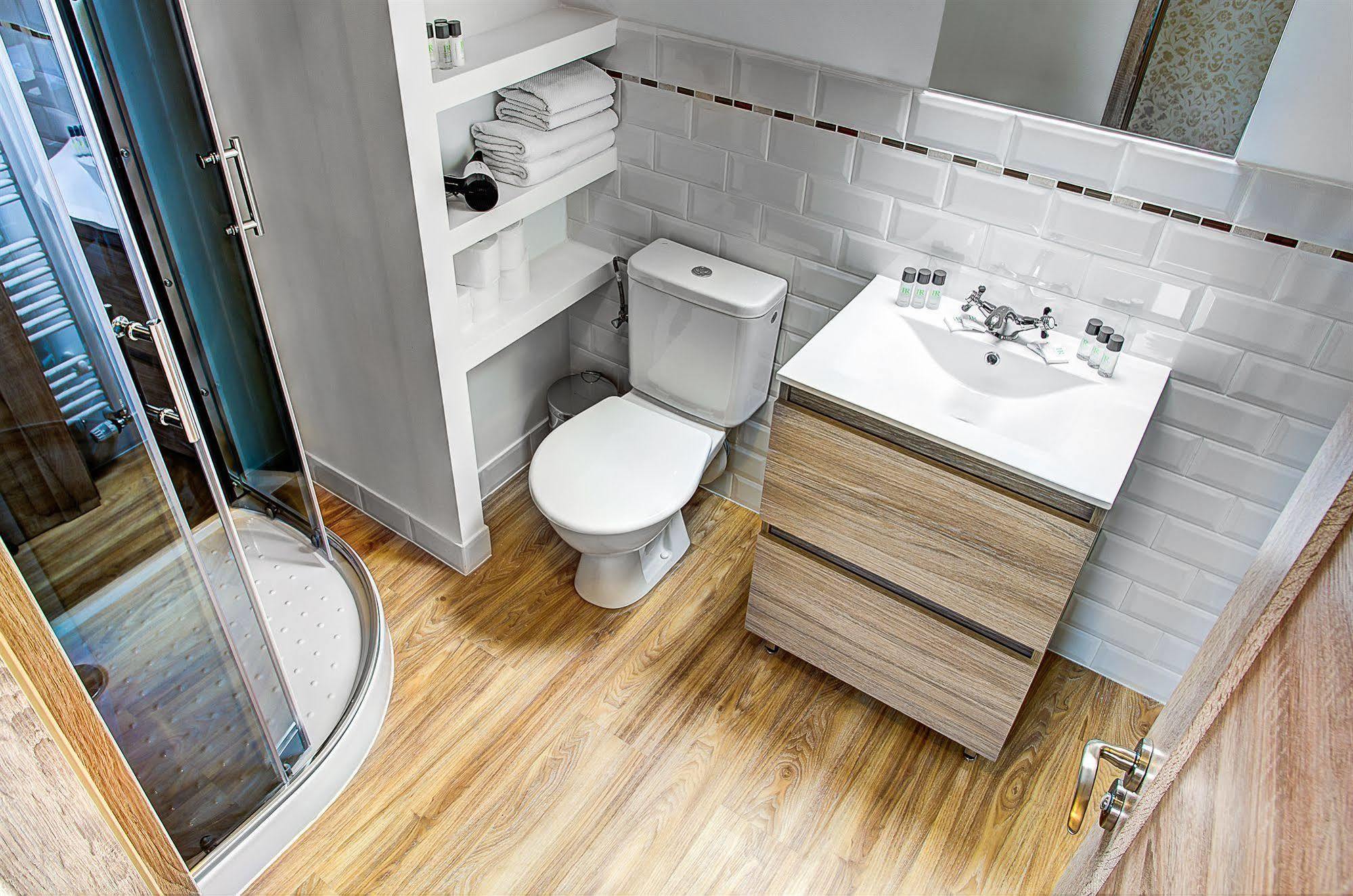 Abc Suites Aparthotel 3*